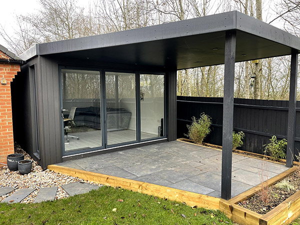 Porch garden room